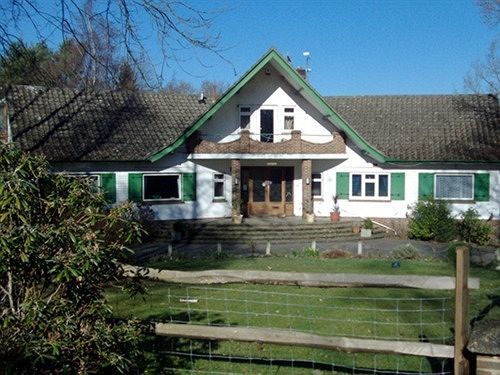 Linchens Bed And Breakfast Felbridge Exteriör bild